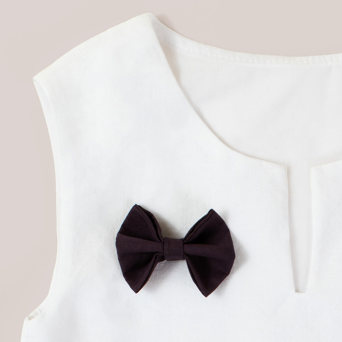 V-neck Girls Top with Black Ribbon Detail image 4